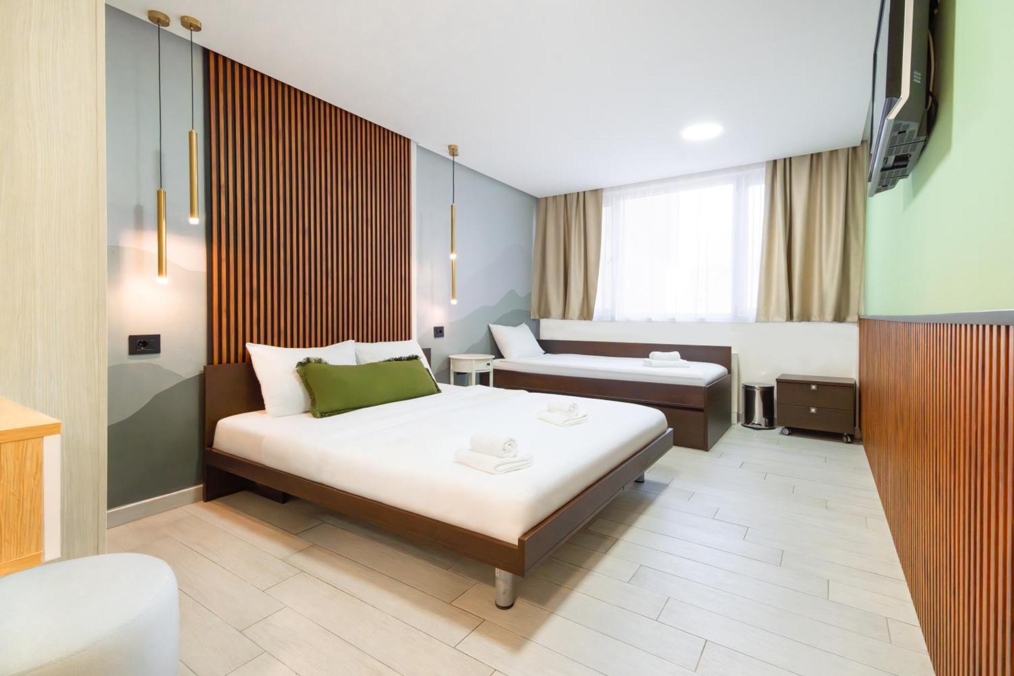7 Hills Rooms พอดโกริกา ภายนอก รูปภาพ